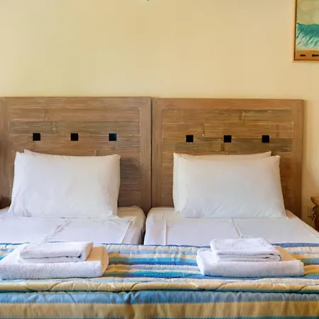 Erontas - Private Heated Jacuzzi *